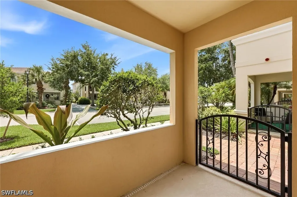 7829 Veronawalk Boulevard Naples FL 34114