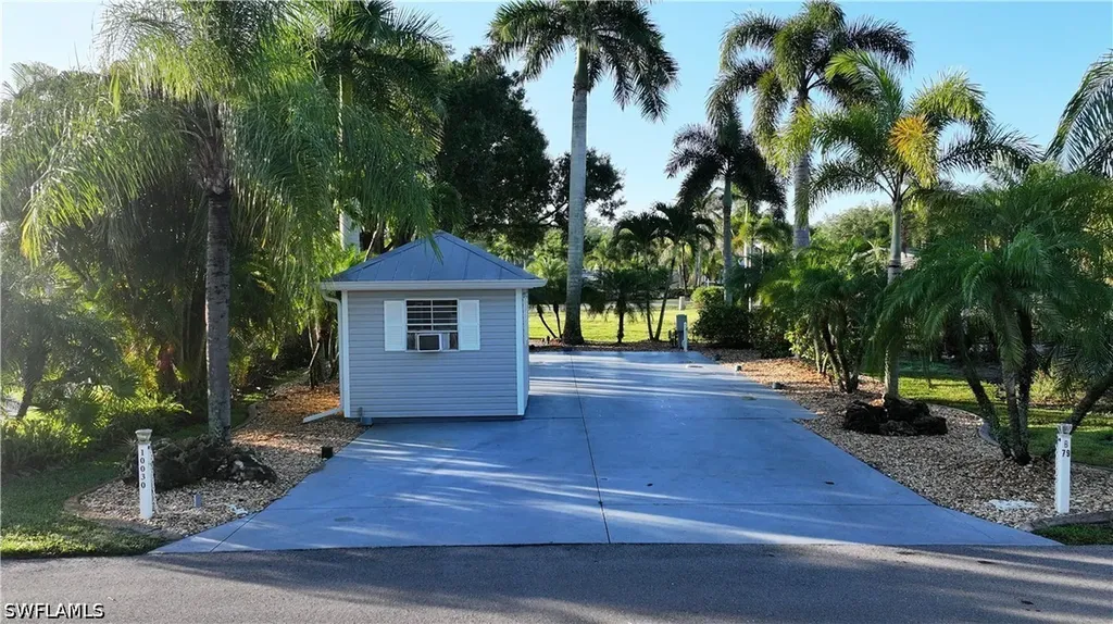 10030 Parkwood Drive Fort Myers FL 33905