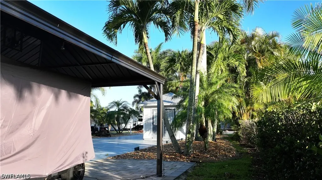 10030 Parkwood Drive Fort Myers FL 33905