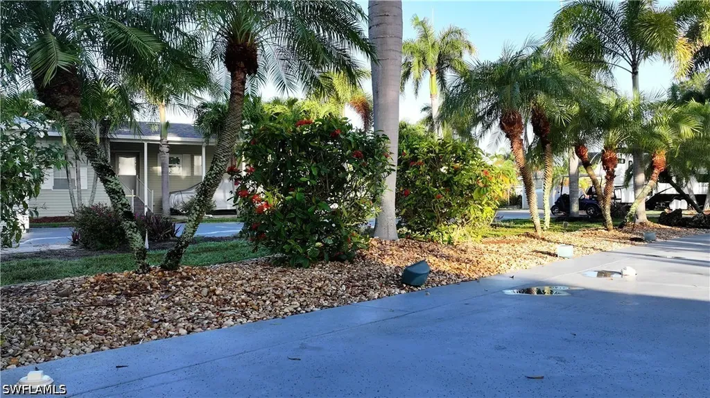 10030 Parkwood Drive Fort Myers FL 33905