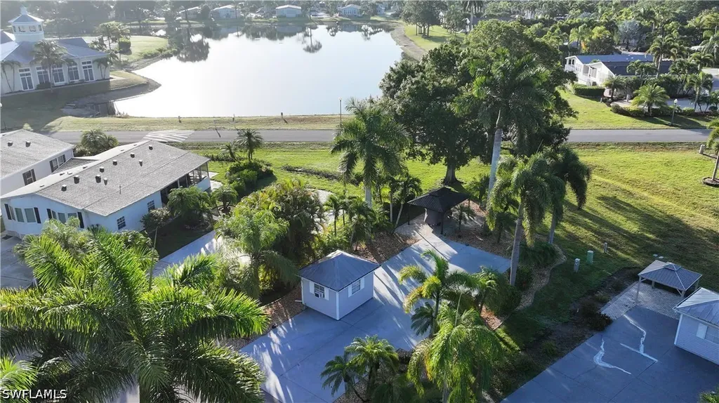 10030 Parkwood Drive Fort Myers FL 33905