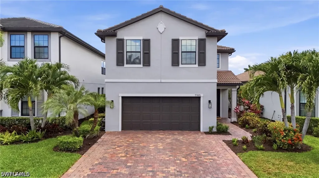 Naples FL, 7195 Wilton Drive