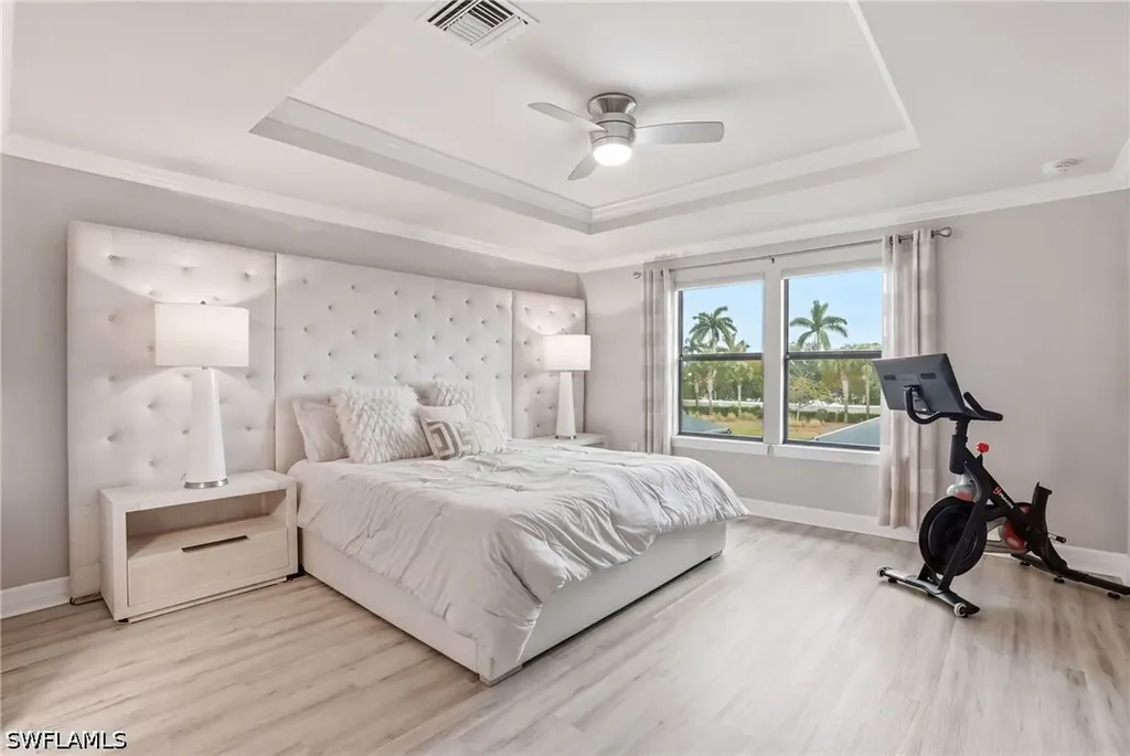 7195 Wilton Drive Naples FL 34109