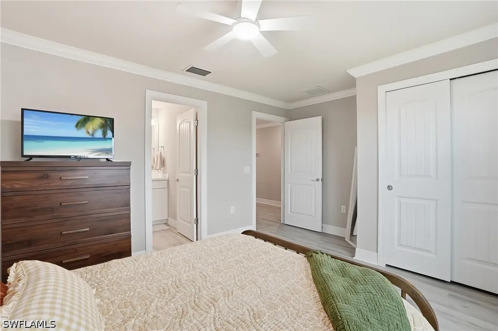 7195 Wilton Drive Naples FL 34109