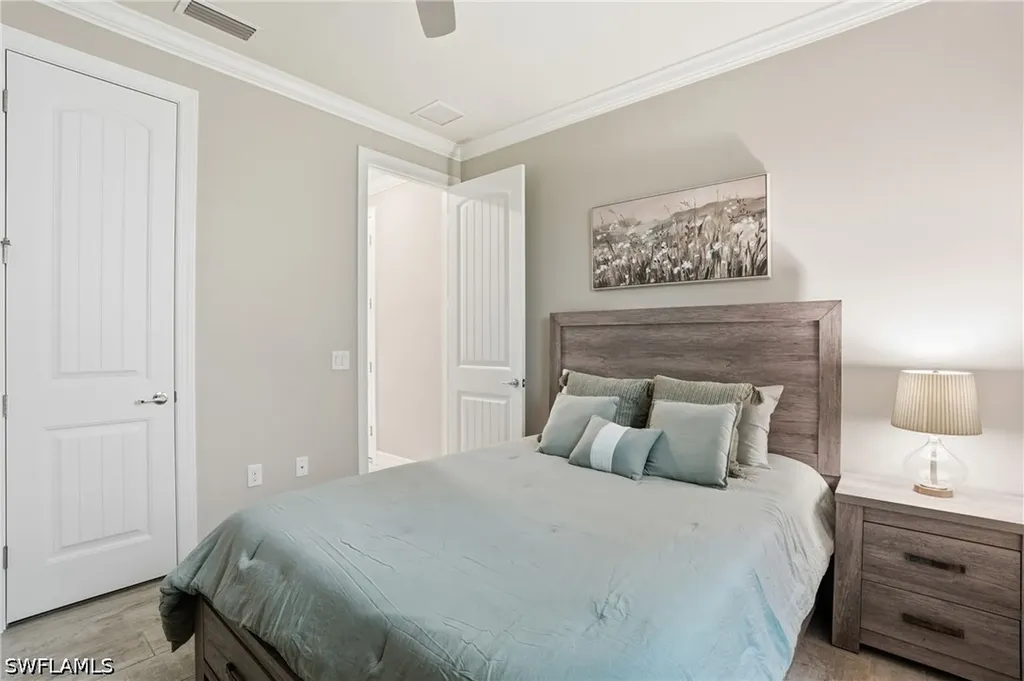 7195 Wilton Drive Naples FL 34109