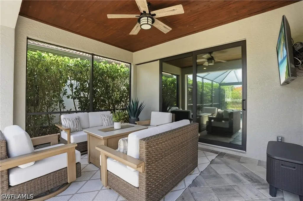 7195 Wilton Drive Naples FL 34109
