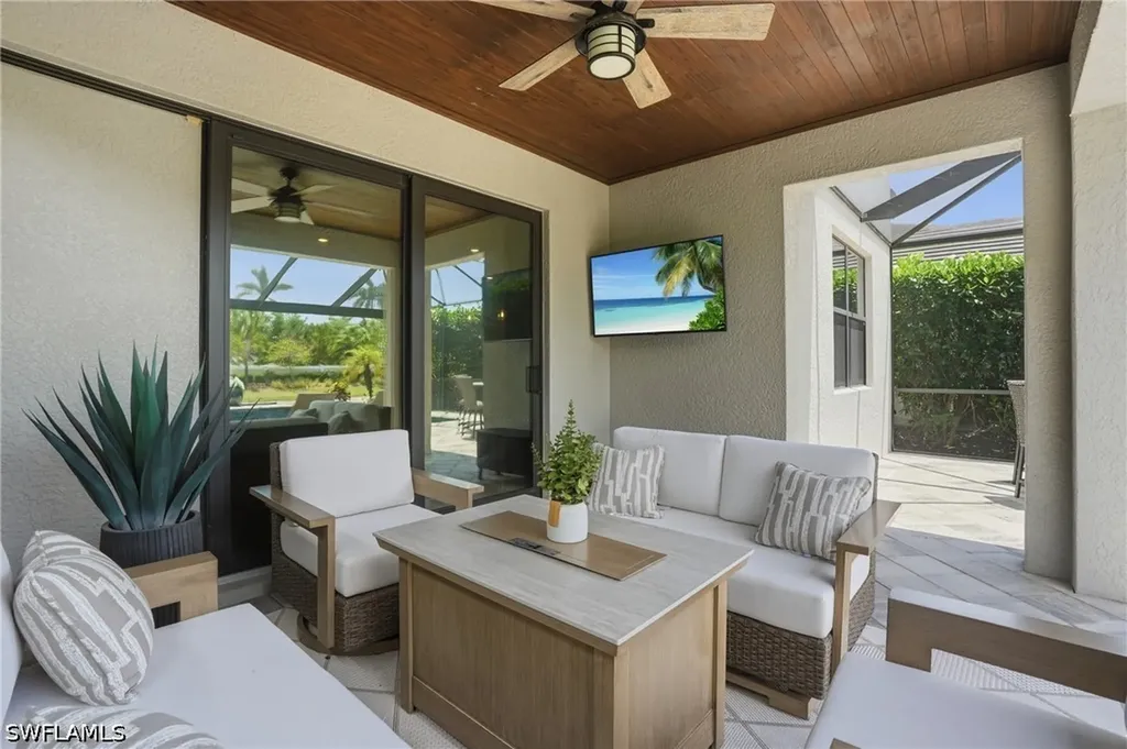 7195 Wilton Drive Naples FL 34109
