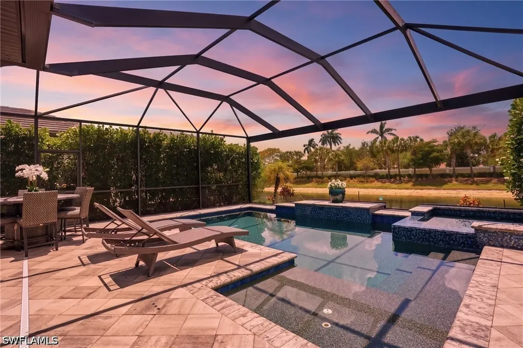 7195 Wilton Drive Naples FL 34109