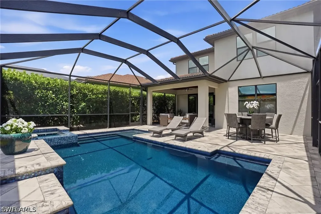 7195 Wilton Drive Naples FL 34109
