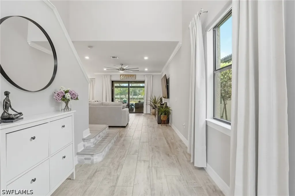 7195 Wilton Drive Naples FL 34109