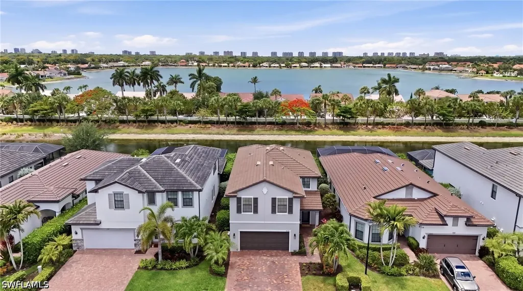 7195 Wilton Drive Naples FL 34109