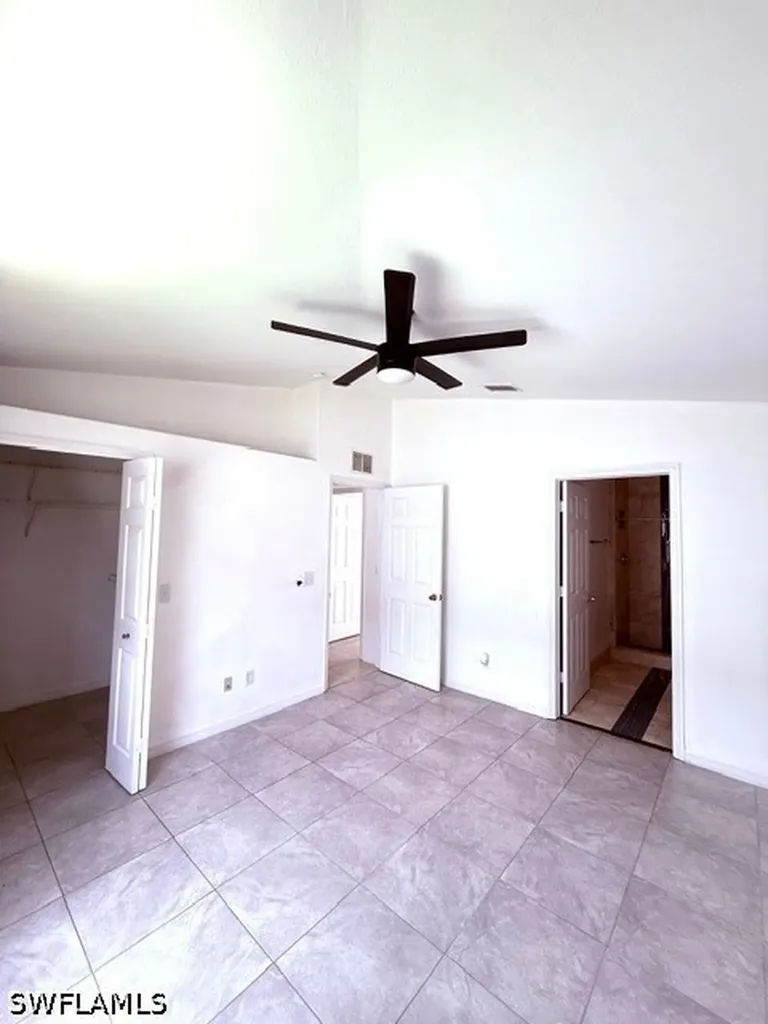 3586 Seagrape Avenue Naples FL 34104