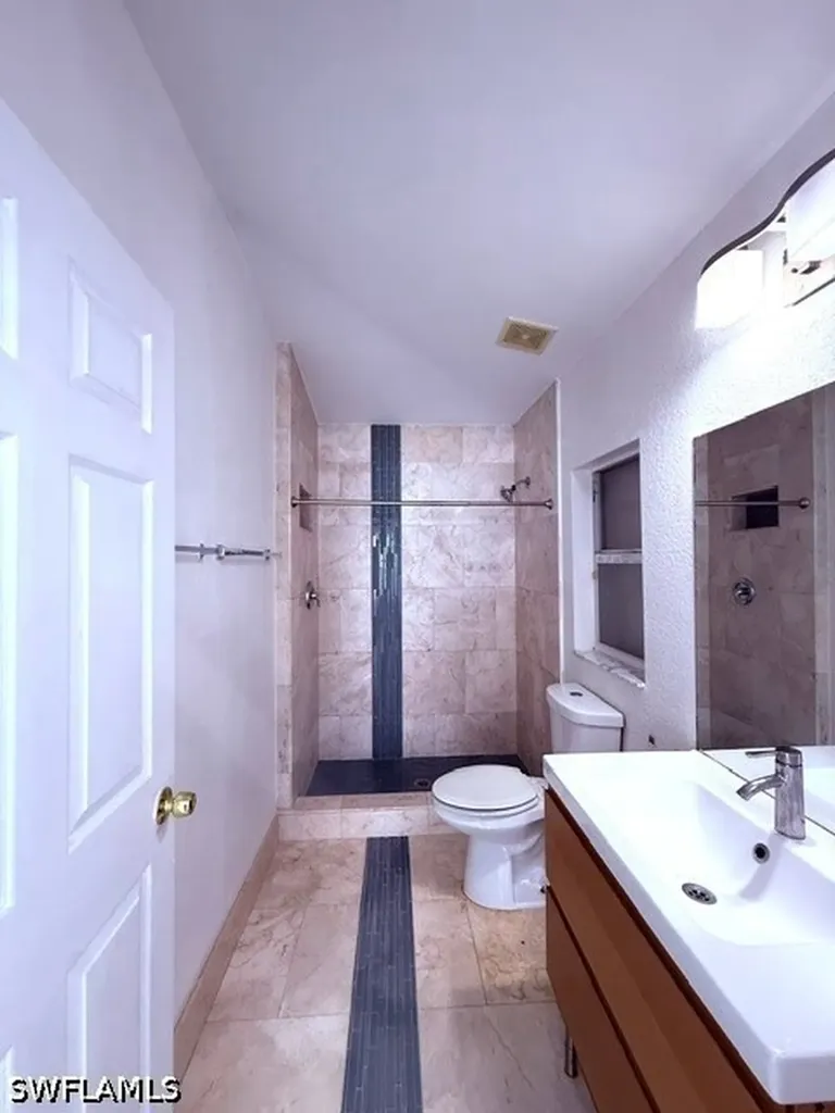 3586 Seagrape Avenue Naples FL 34104
