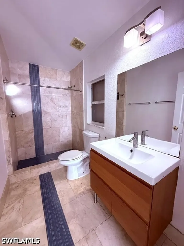 3586 Seagrape Avenue Naples FL 34104