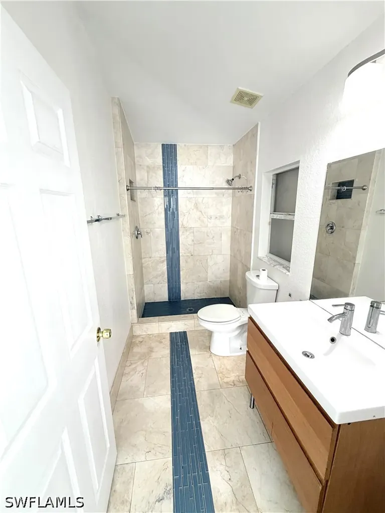 3586 Seagrape Avenue Naples FL 34104