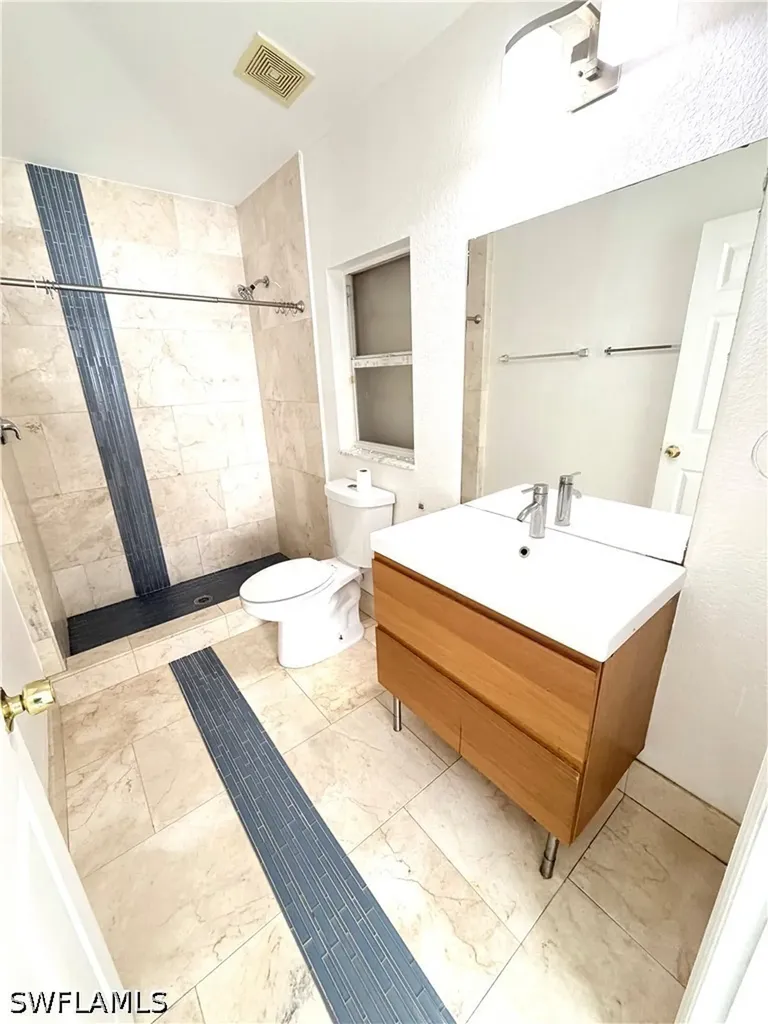 3586 Seagrape Avenue Naples FL 34104