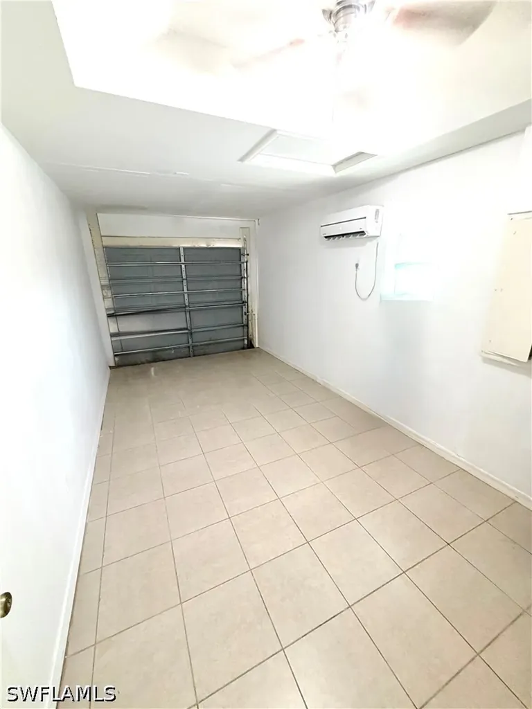 3586 Seagrape Avenue Naples FL 34104
