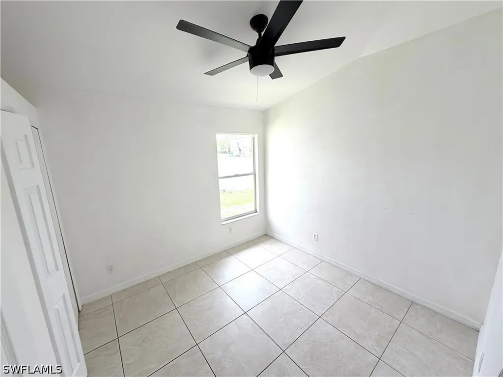 3586 Seagrape Avenue Naples FL 34104
