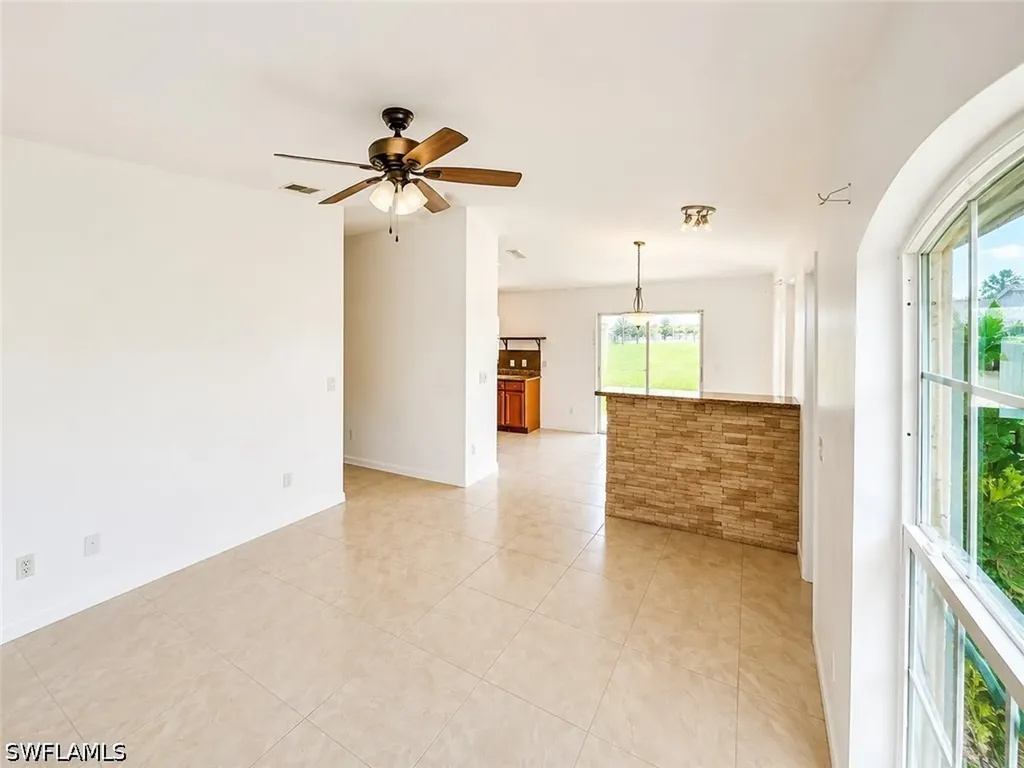 3586 Seagrape Avenue Naples FL 34104