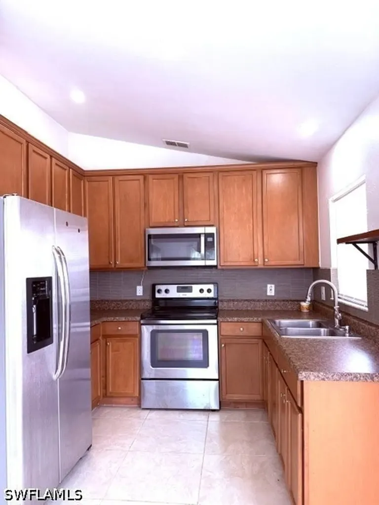 3586 Seagrape Avenue Naples FL 34104