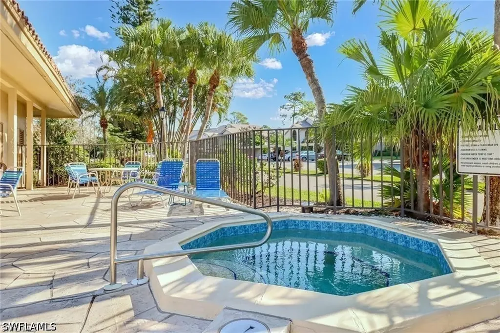 219 Fox Glen Drive Naples FL 34104