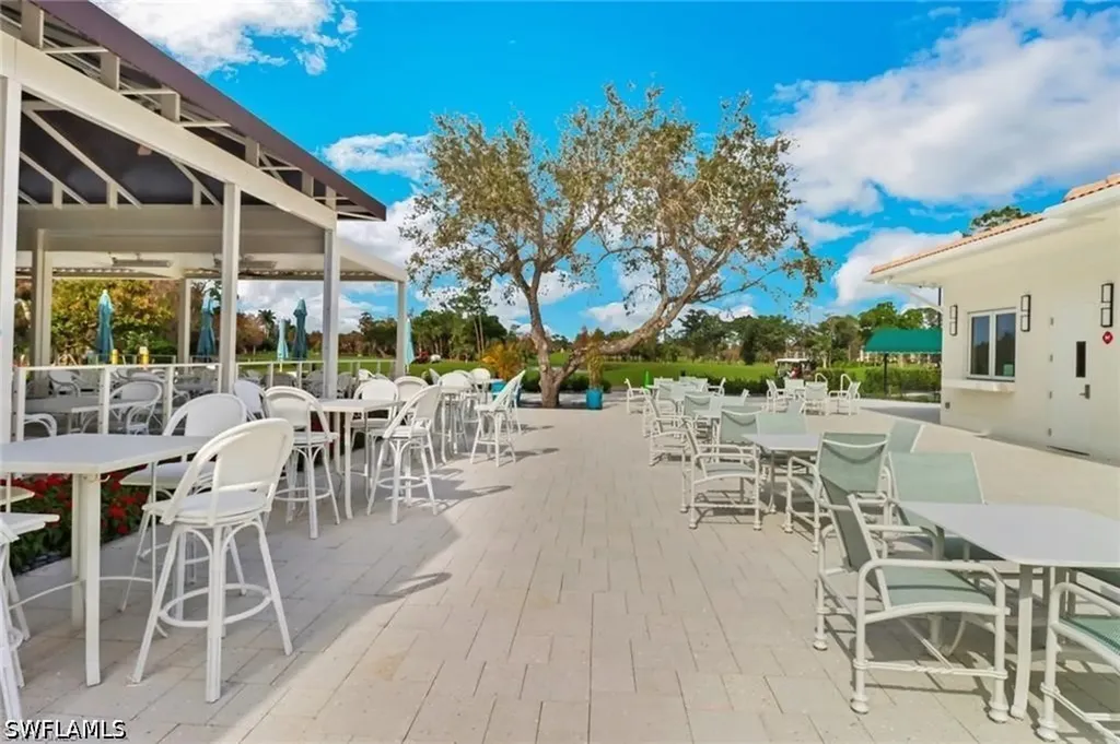 219 Fox Glen Drive Naples FL 34104
