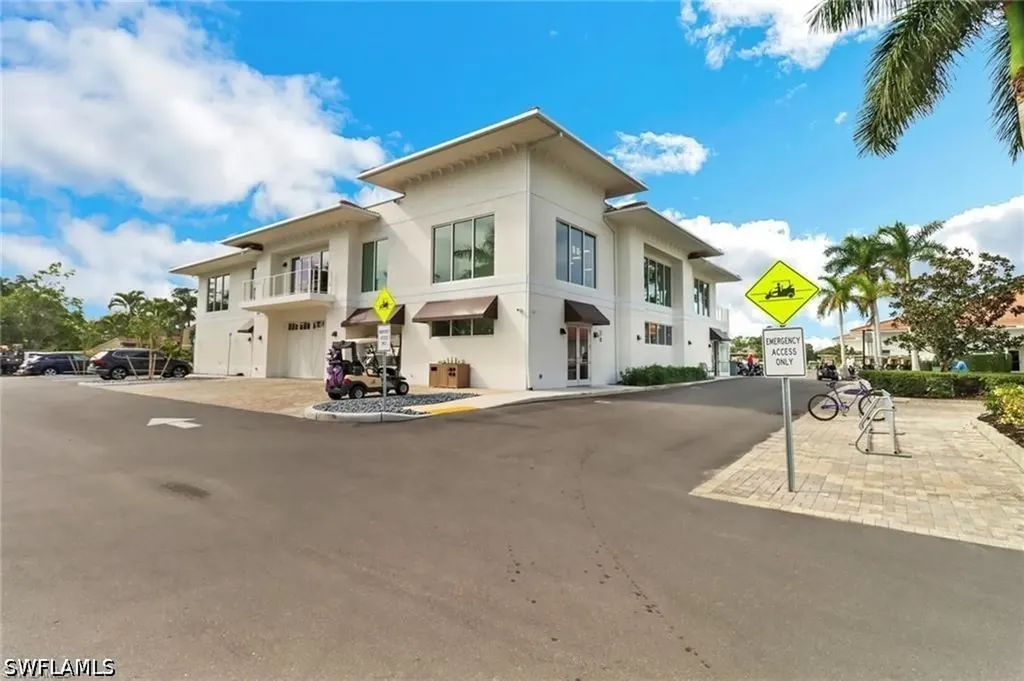 219 Fox Glen Drive Naples FL 34104