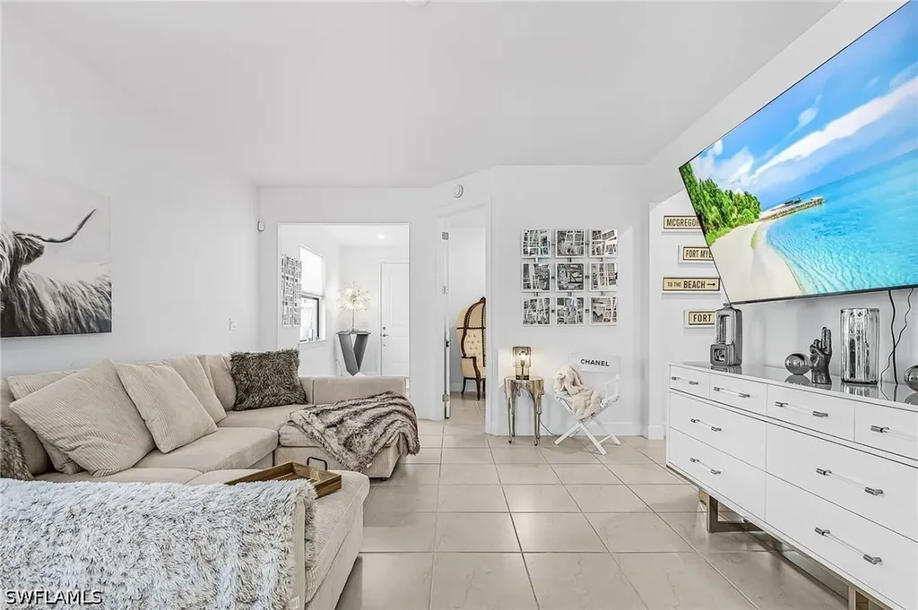 3990 Spotted Eagle Way Fort Myers FL 33966