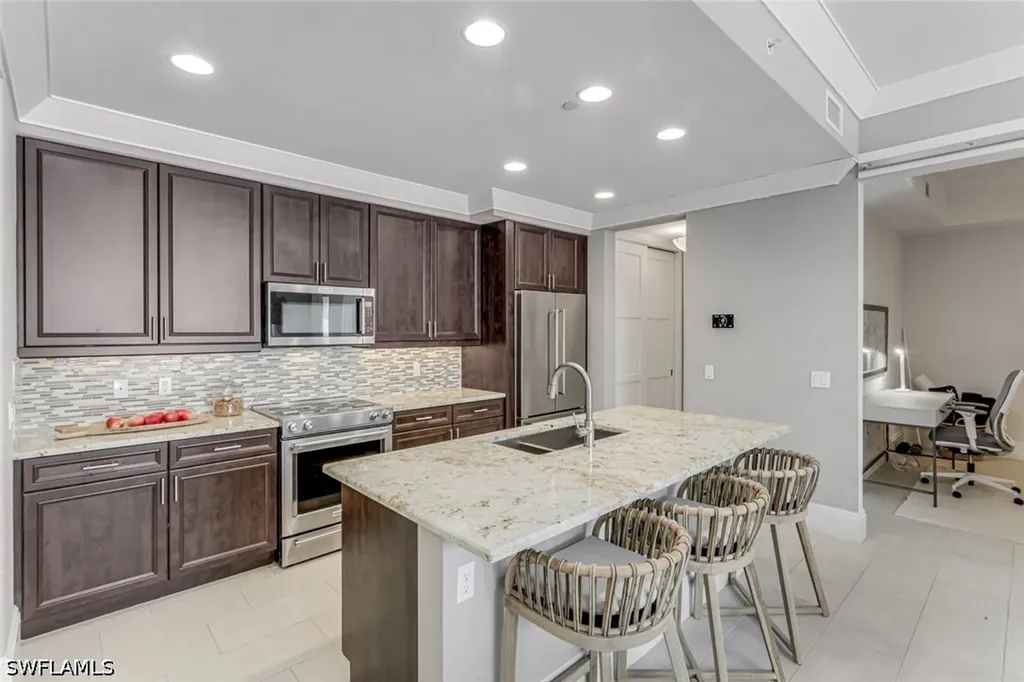 1030 3rd Avenue S Naples FL 34102