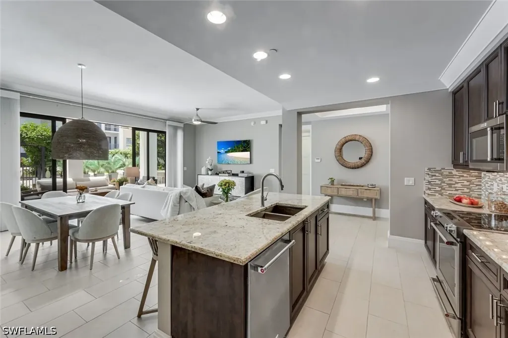 1030 3rd Avenue S Naples FL 34102
