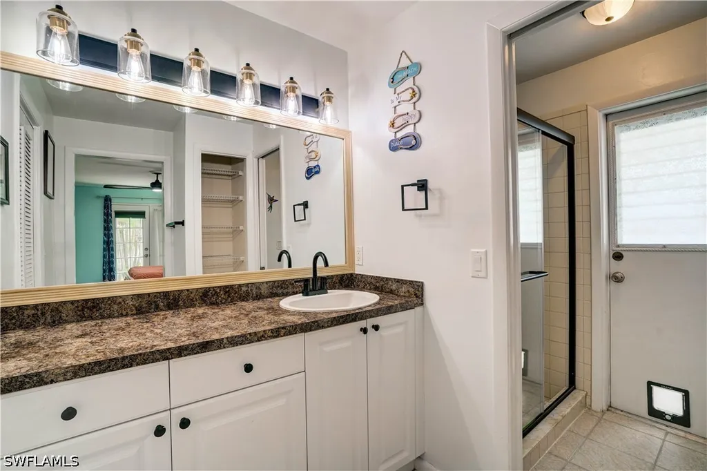 601 SE 23rd Avenue Cape Coral FL 33990
