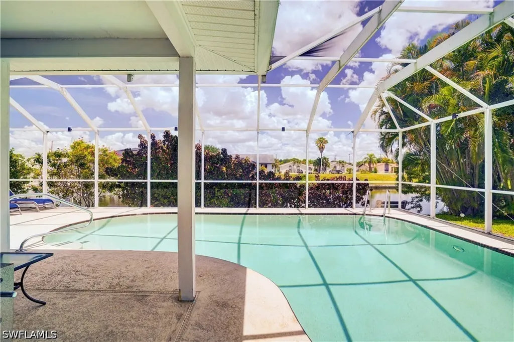 601 SE 23rd Avenue Cape Coral FL 33990