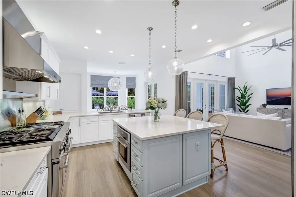 1427 Hemingway Place Naples FL 34103