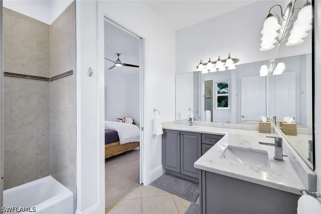 1427 Hemingway Place Naples FL 34103