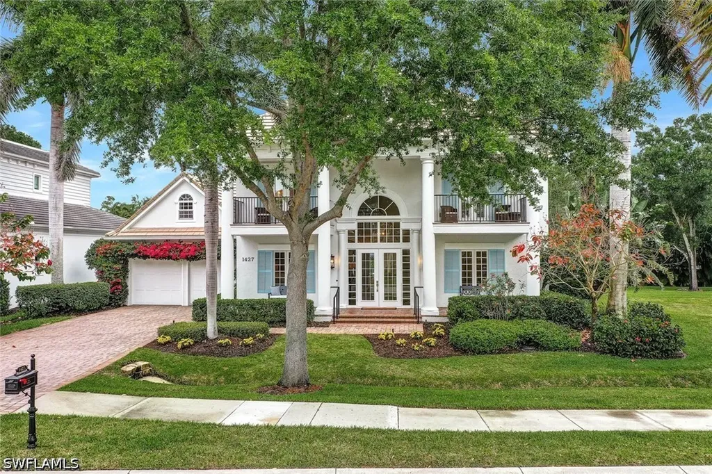 1427 Hemingway Place Naples FL 34103