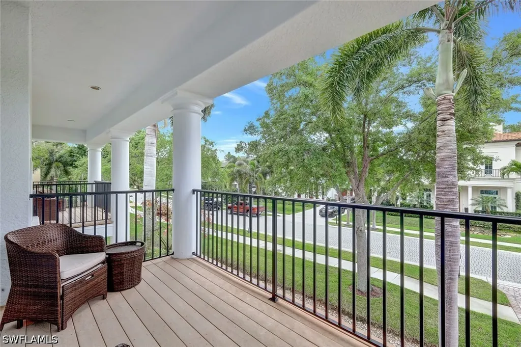 1427 Hemingway Place Naples FL 34103