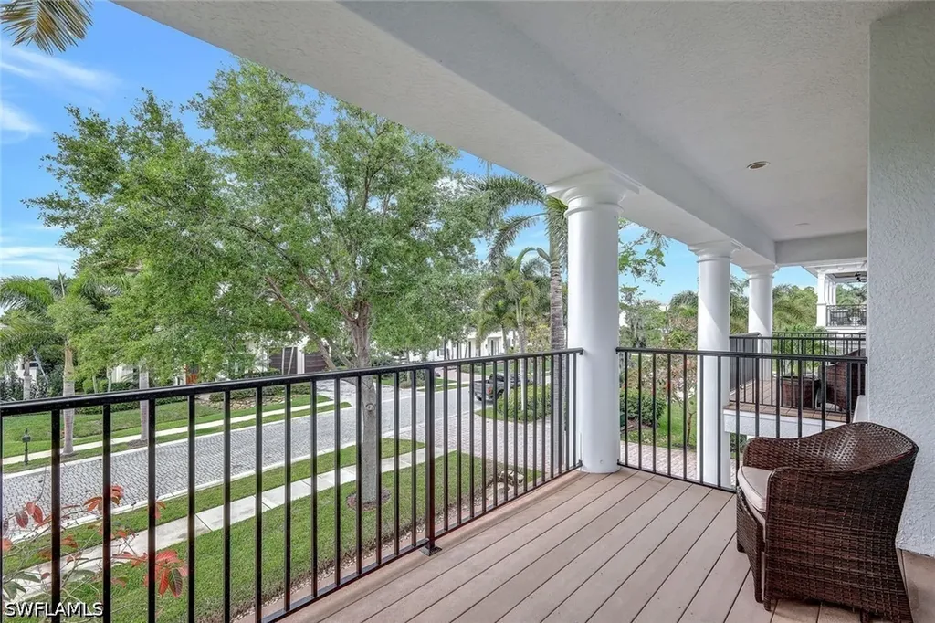 1427 Hemingway Place Naples FL 34103