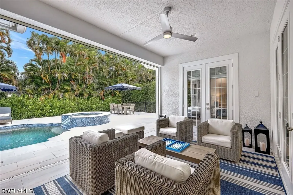 1427 Hemingway Place Naples FL 34103