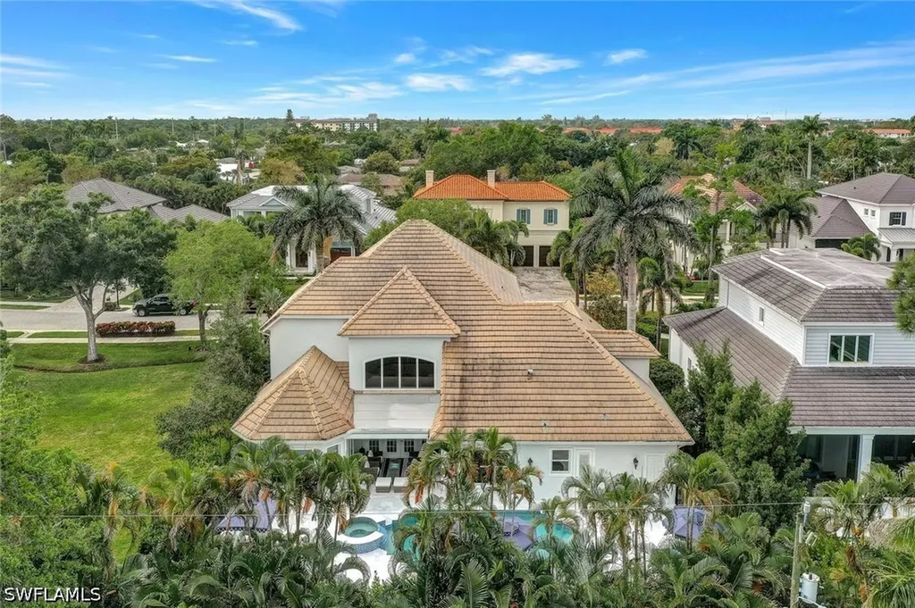 1427 Hemingway Place Naples FL 34103