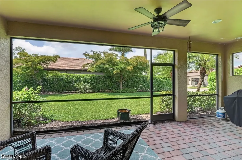 16380 Aberdeen Way Naples FL 34110