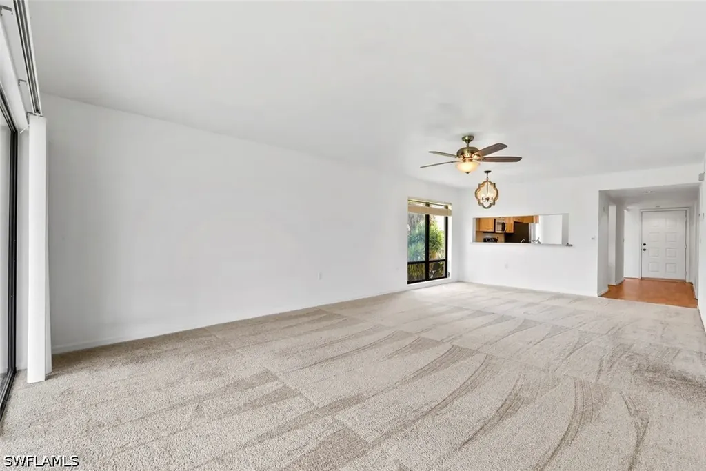 1208 Commonwealth Circle Naples FL 34116
