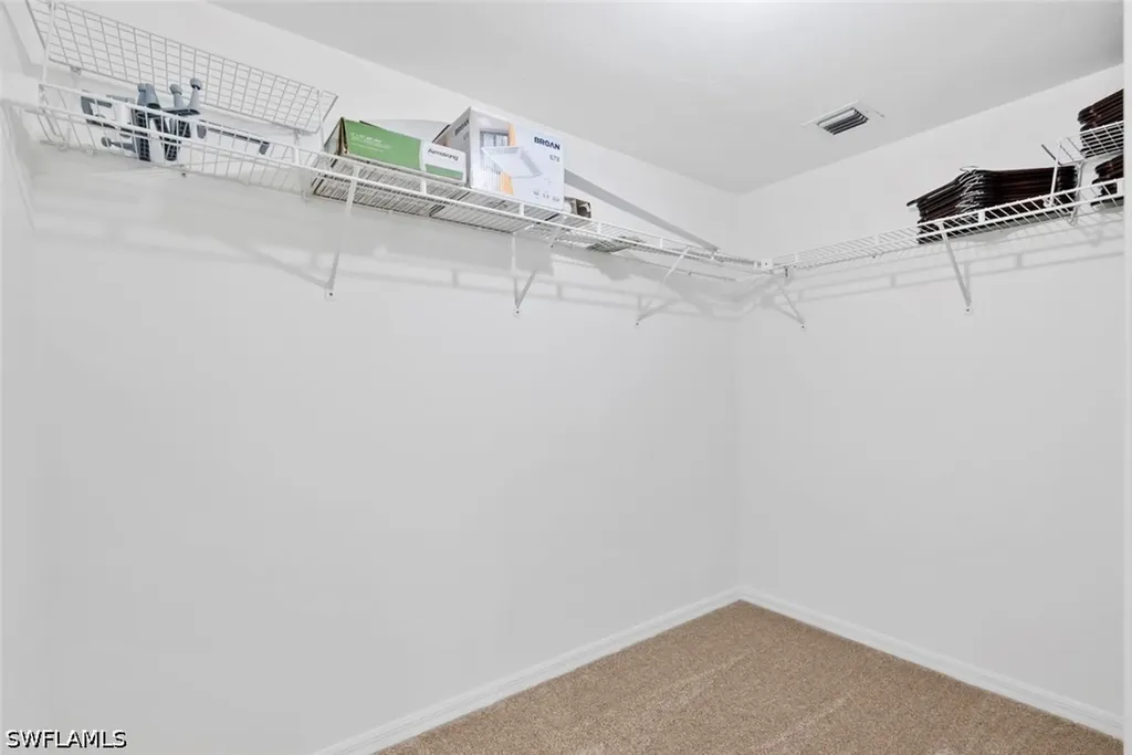 1208 Commonwealth Circle Naples FL 34116