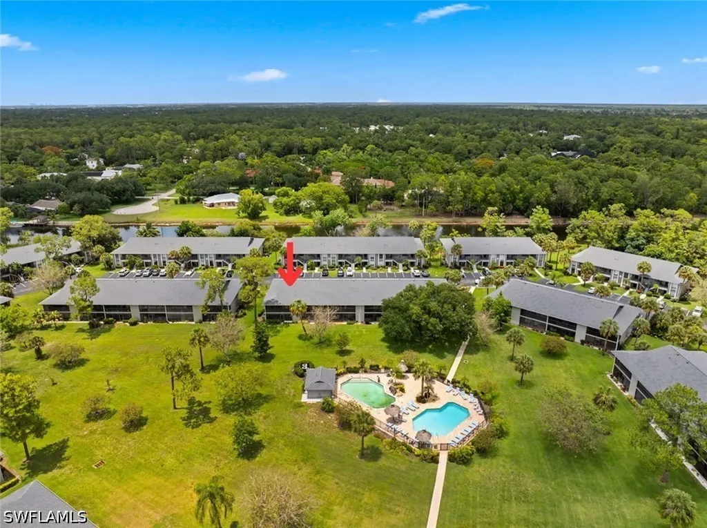 1208 Commonwealth Circle Naples FL 34116