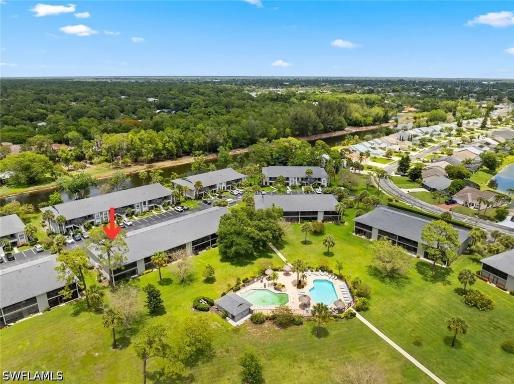 1208 Commonwealth Circle Naples FL 34116