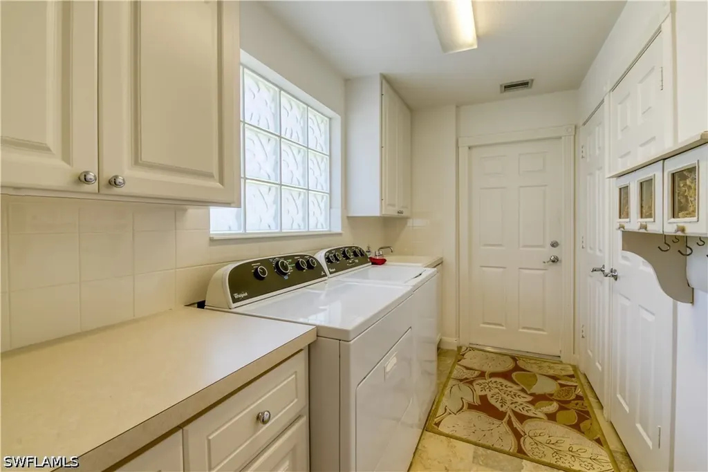 7390 Emilia Lane Naples FL 34114
