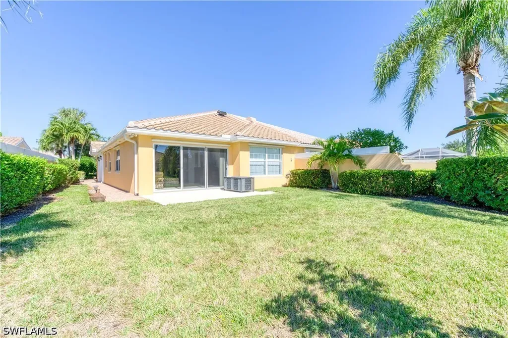 7390 Emilia Lane Naples FL 34114