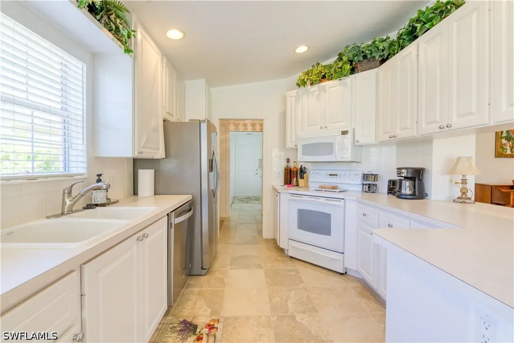 7390 Emilia Lane Naples FL 34114