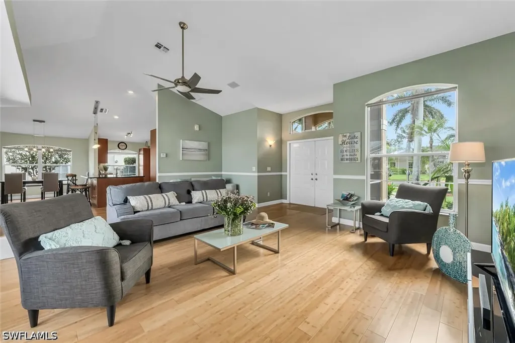 929 Marble Drive Naples FL 34104