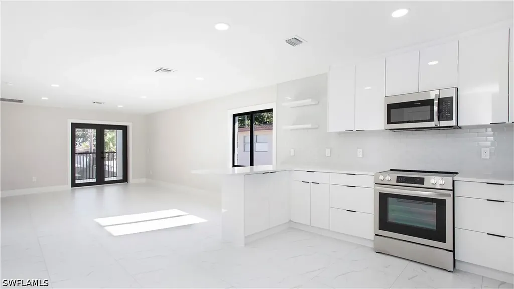 9002-9002 Somerset (Unit 2) Lane Bonita Springs FL 34135