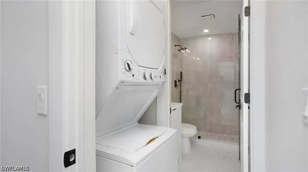9002-9002 Somerset (Unit 2) Lane Bonita Springs FL 34135